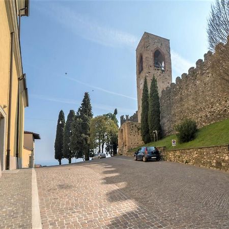 Gardappartamenti Castle Bell Moniga del Garda Extérieur photo