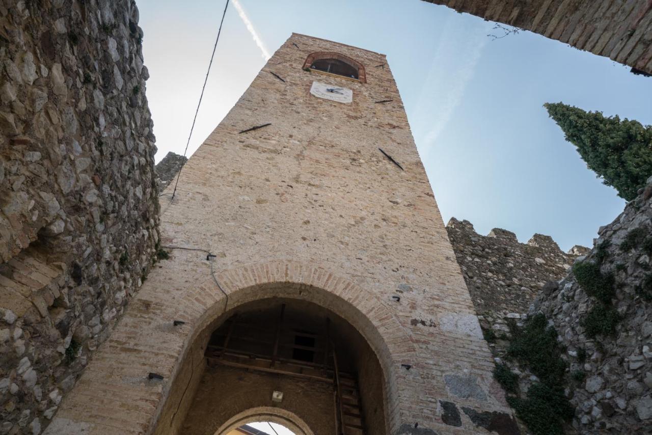 Gardappartamenti Castle Bell Moniga del Garda Extérieur photo